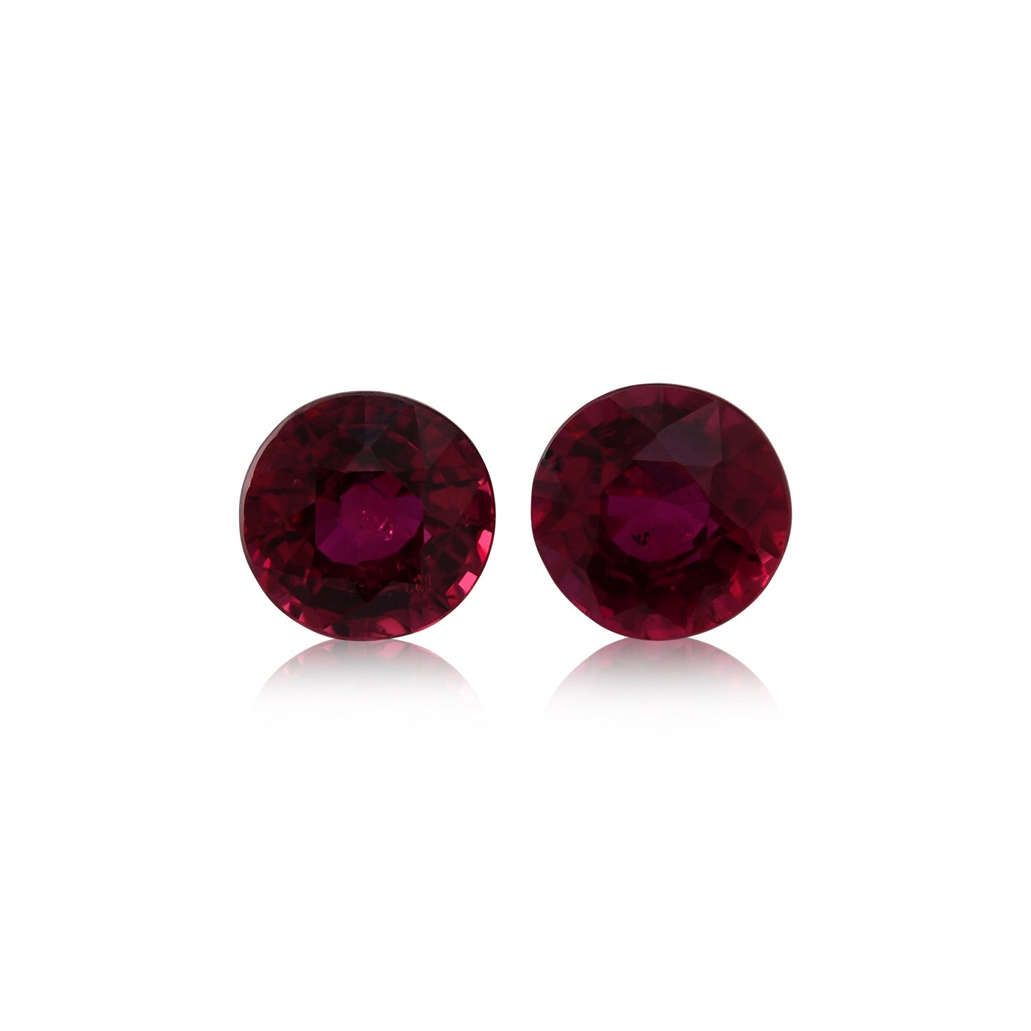 2,05 Karat roter runder Rubin aus Mosambik