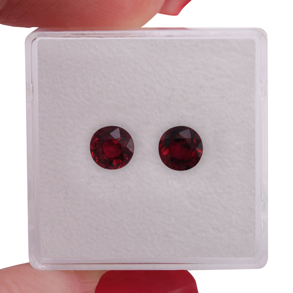 1,32 Karat roter runder Rubin aus Mosambik