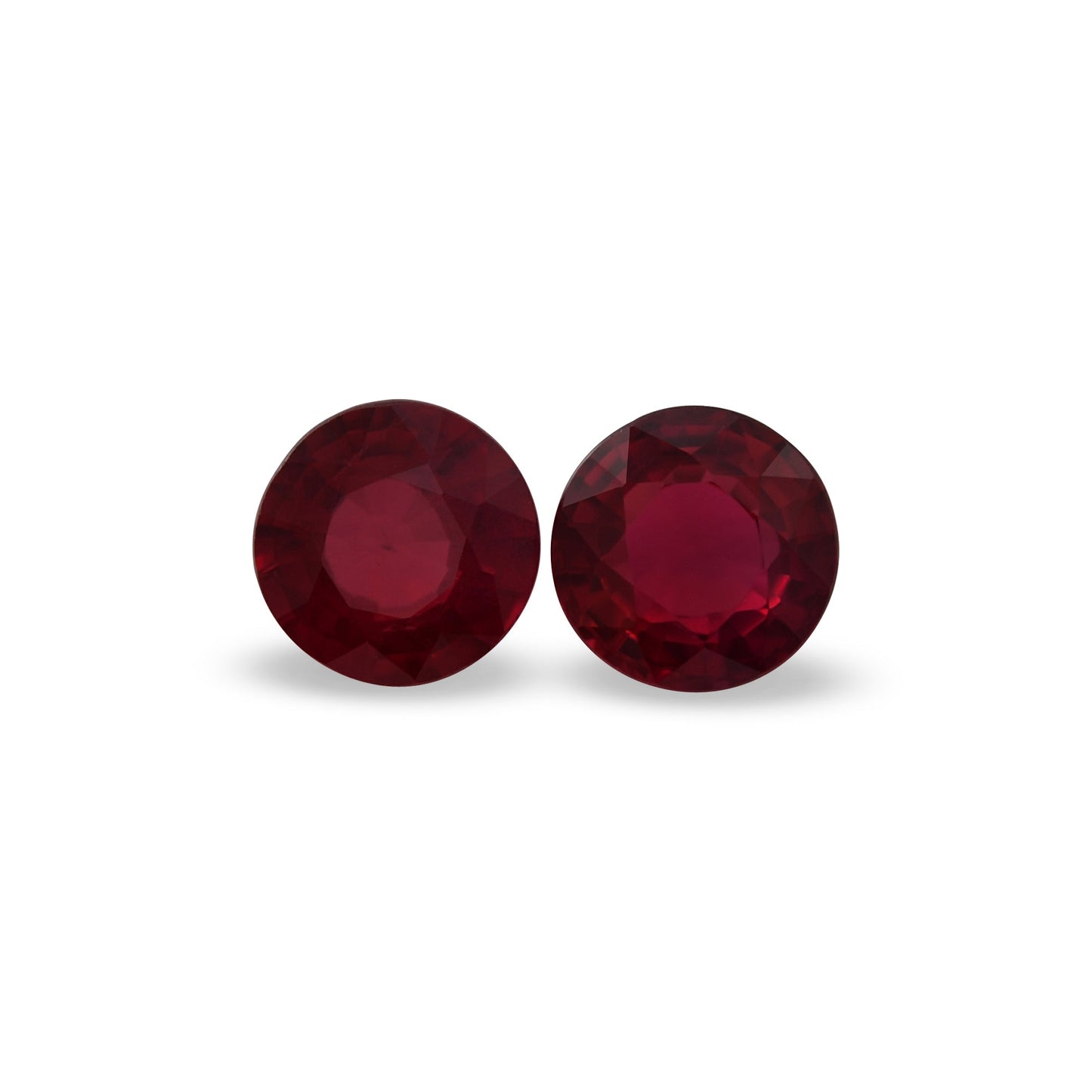 1,30 Karat roter runder Rubin aus Mosambik