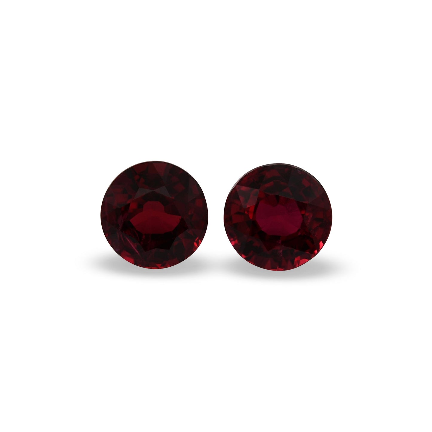 1,62 Karat roter runder Rubin aus Mosambik