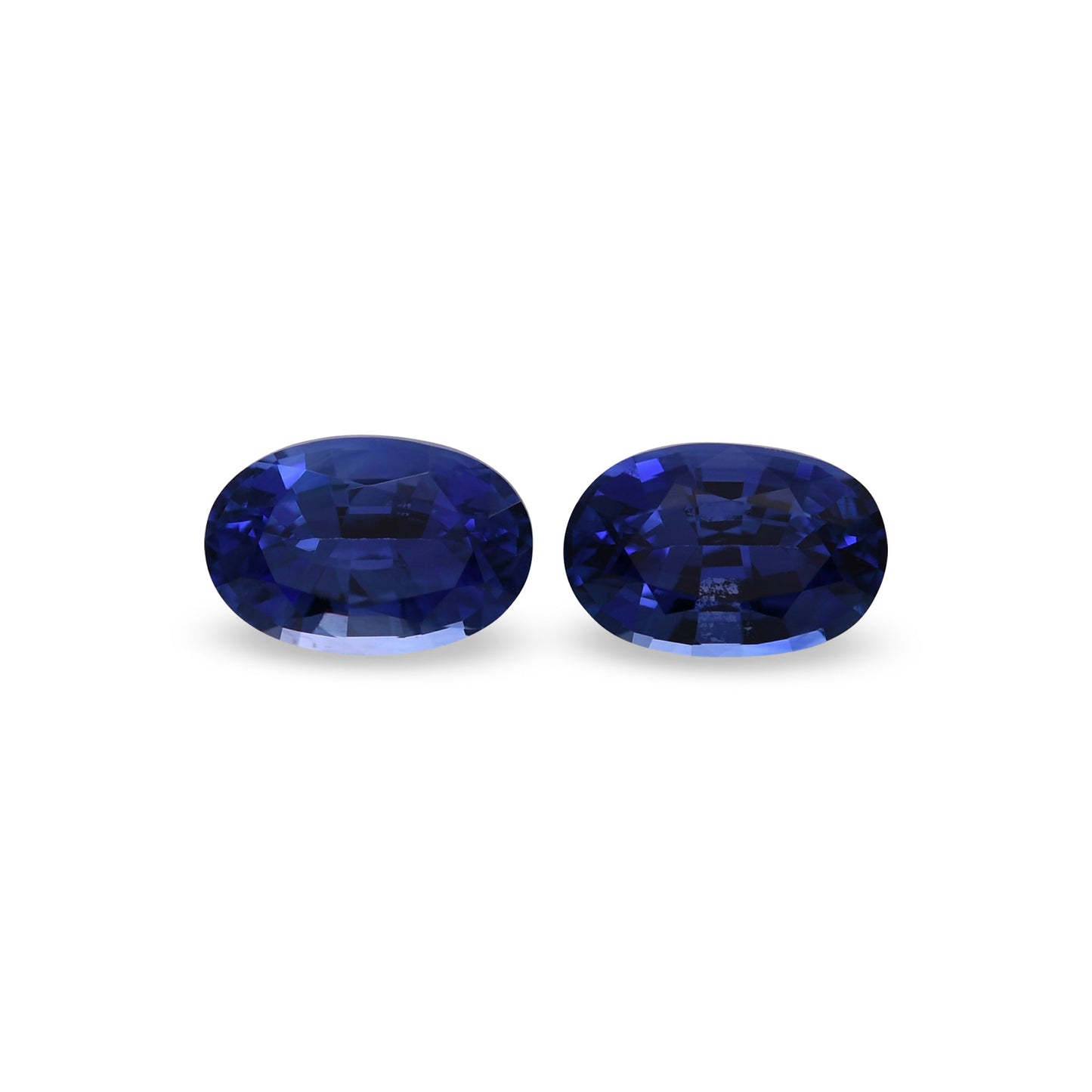 1,23 Karat blauer ovaler Saphir aus Sri Lanka