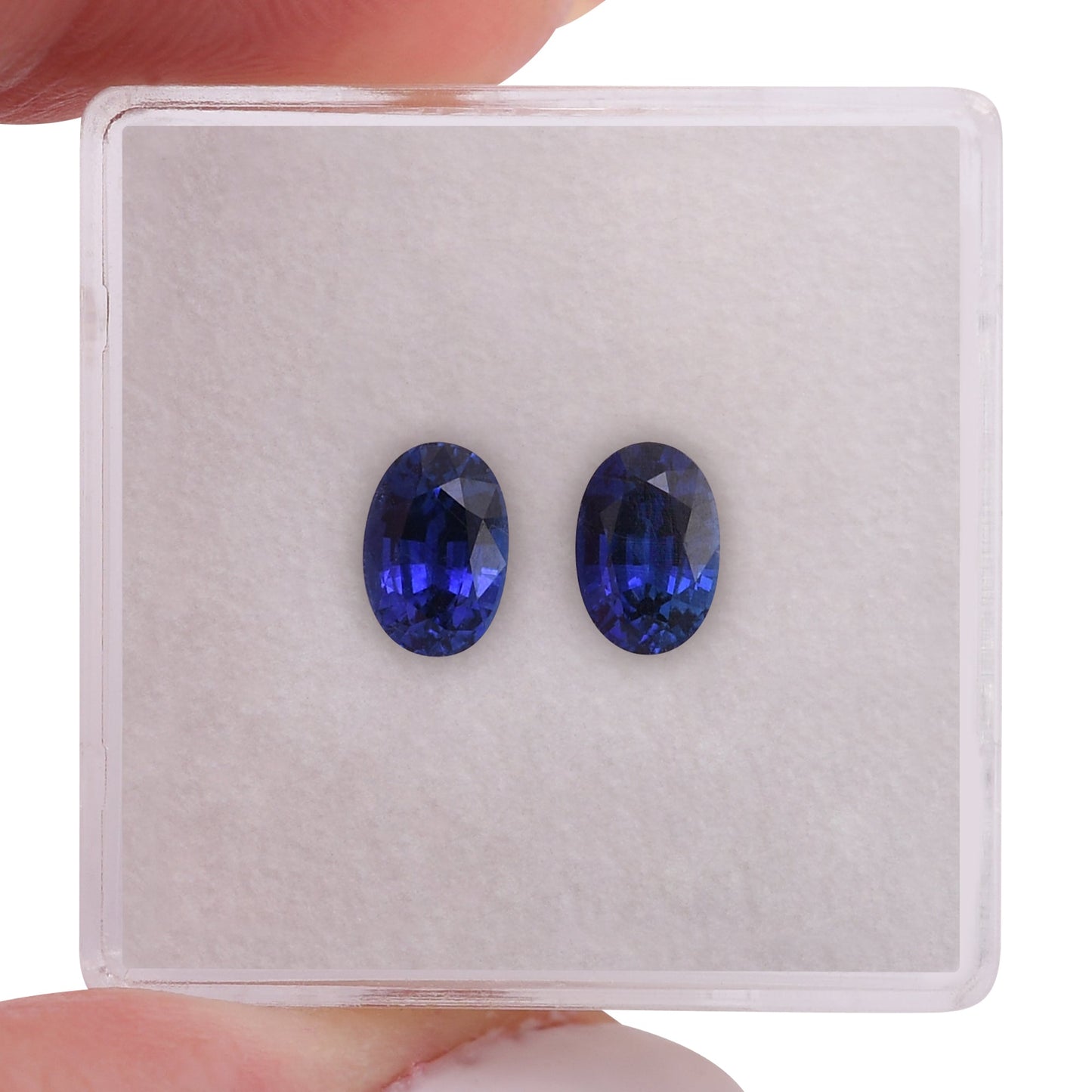 1,64 Karat blauer ovaler Saphir aus Sri Lanka