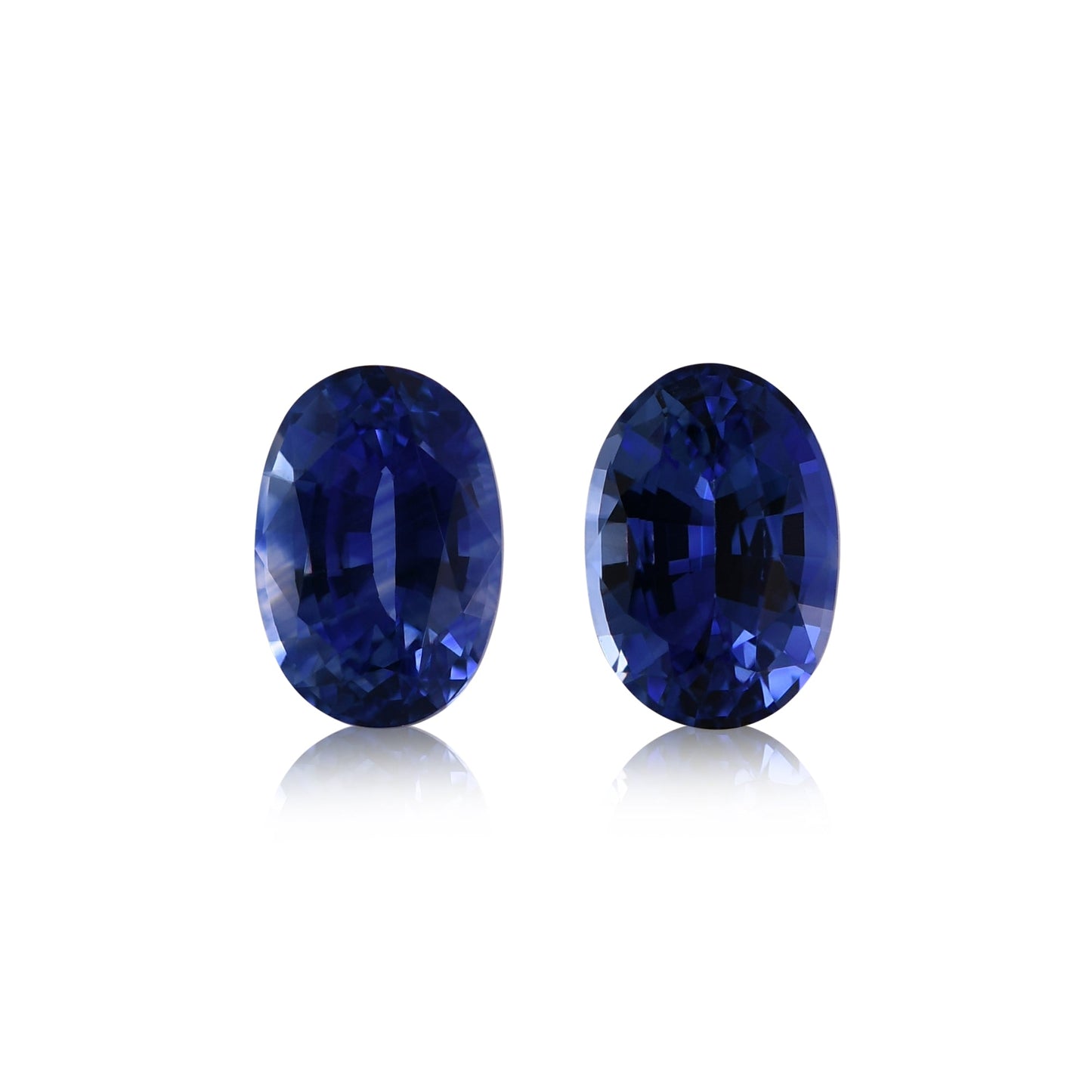 1,74 Karat blauer ovaler Saphir aus Sri Lanka