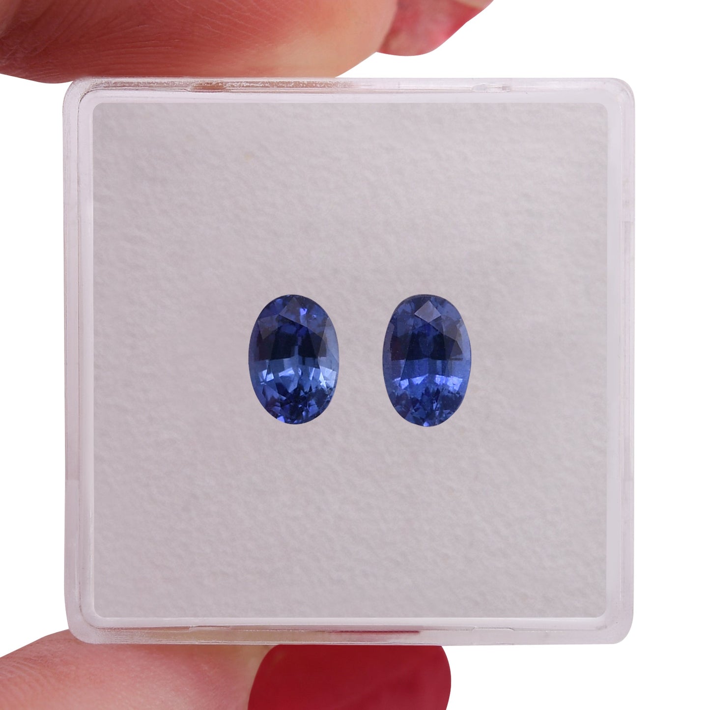 1,63 Karat blauer ovaler Saphir aus Sri Lanka