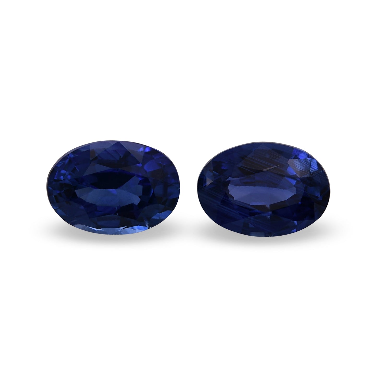 2,20 Karat blauer ovaler Saphir aus Sri Lanka