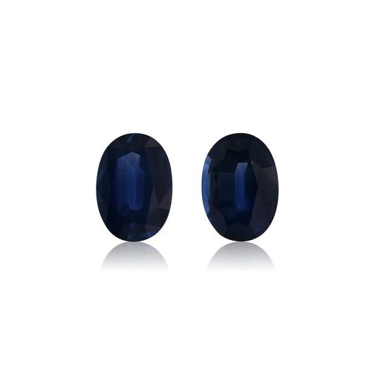 2,07 Karat blauer ovaler thailändischer Saphir