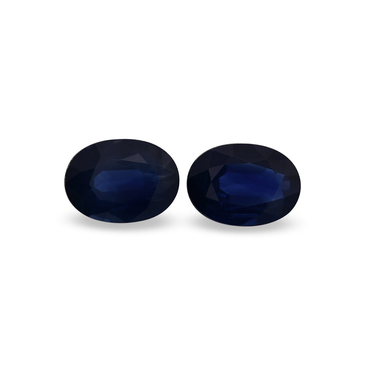 1.72 Carat Blue THAI Oval Sapphire