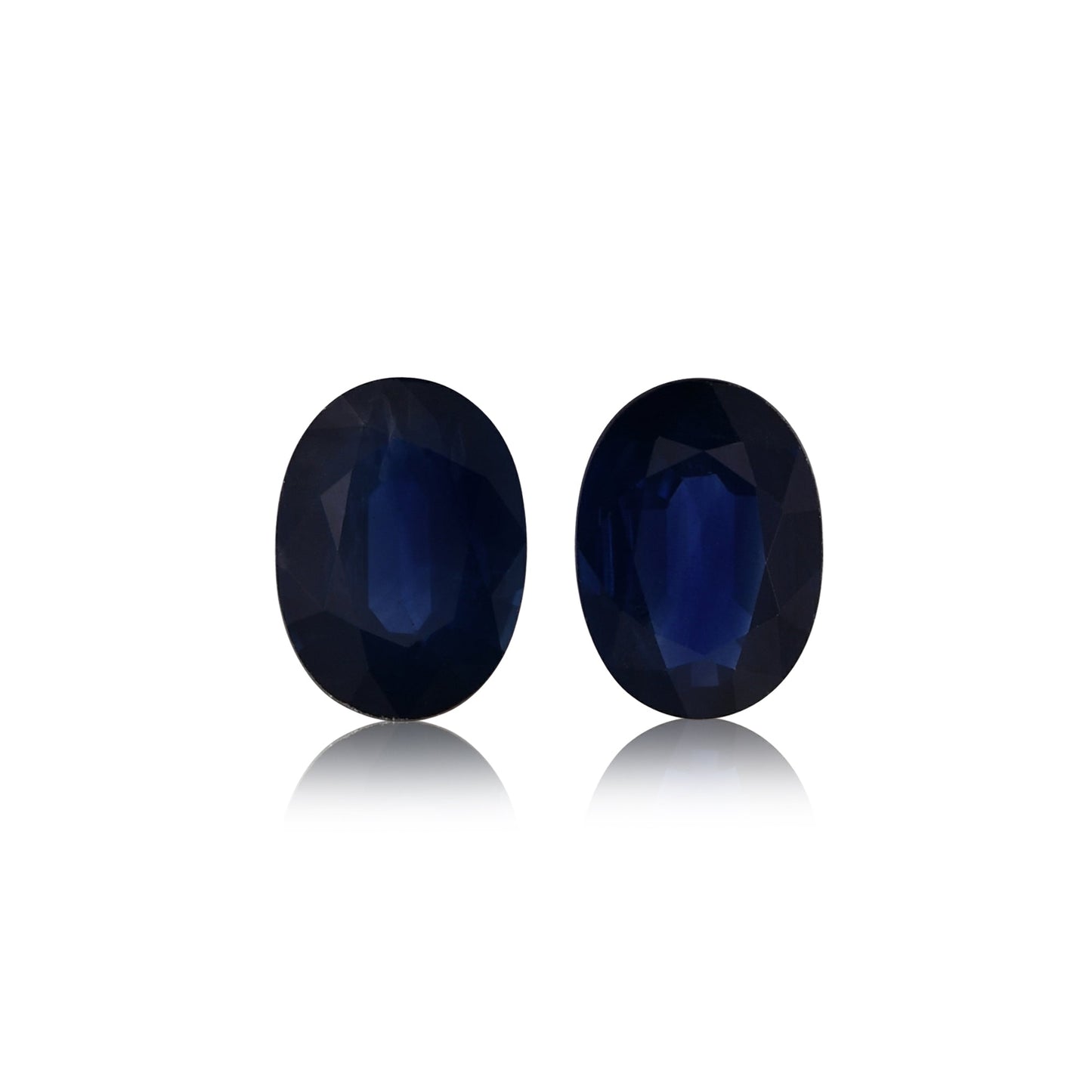 1.72 Carat Blue THAI Oval Sapphire