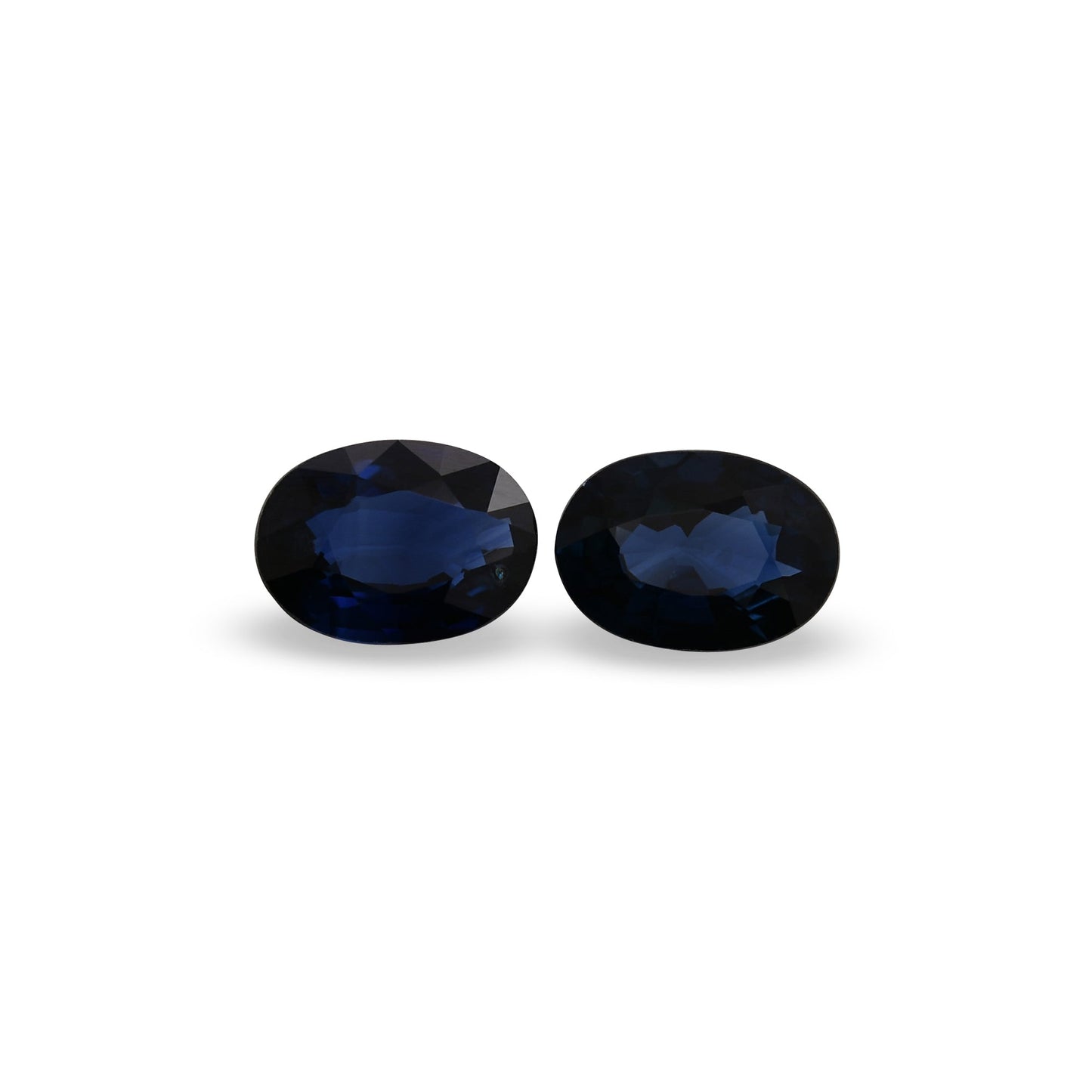 1.79 Carat Blue THAI Oval Sapphire