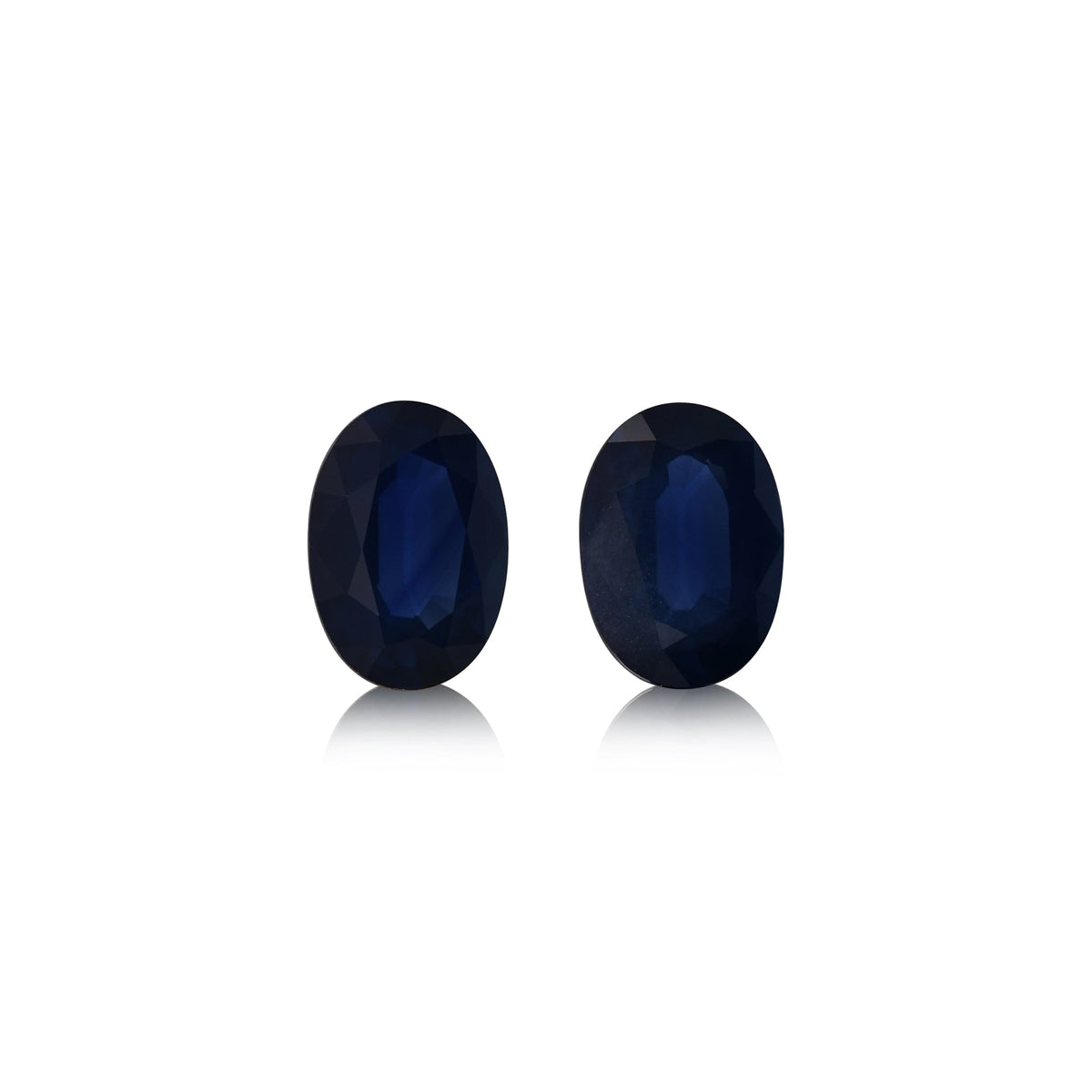 1.60 Carat Blue THAI Oval Sapphire