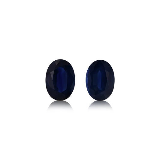 1,61 Karat blauer ovaler thailändischer Saphir