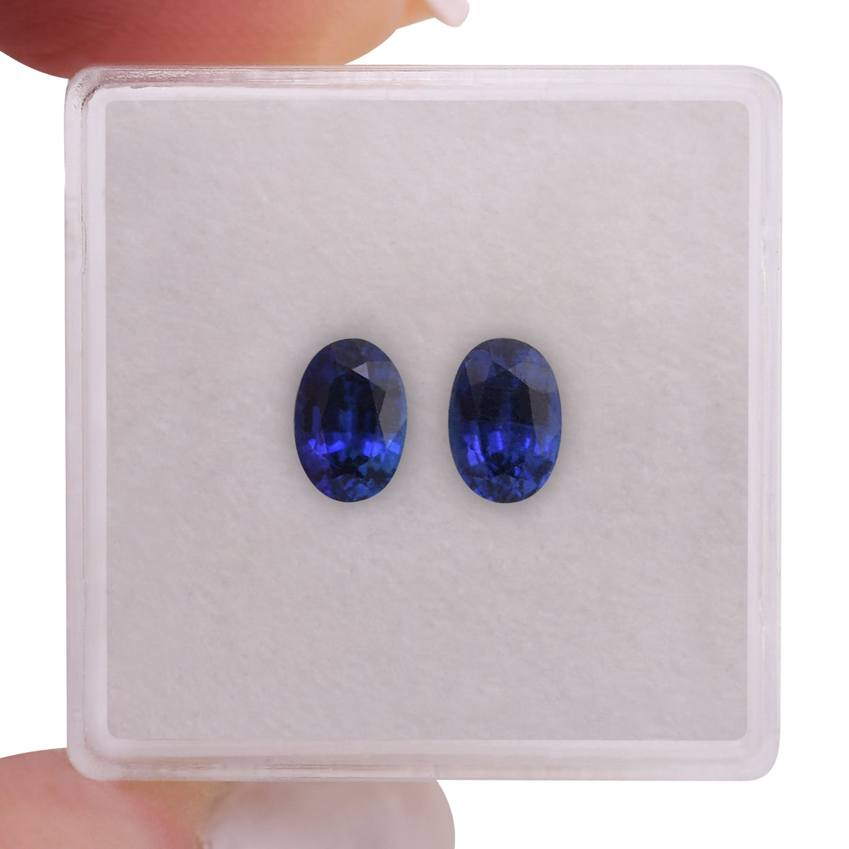 1,64 Karat blauer ovaler Saphir aus Sri Lanka