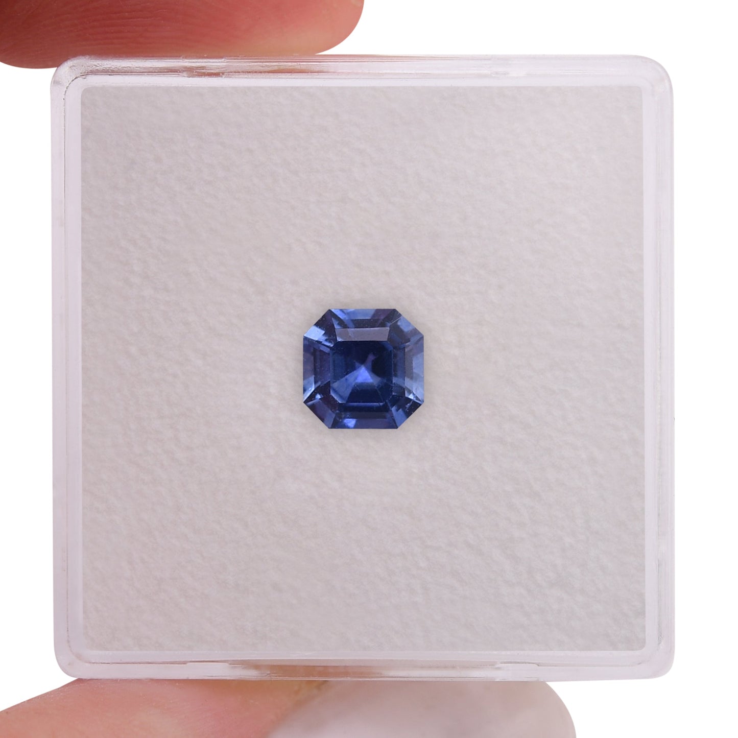 0,92 Karat blauer Smaragd-Saphir aus Sri Lanka