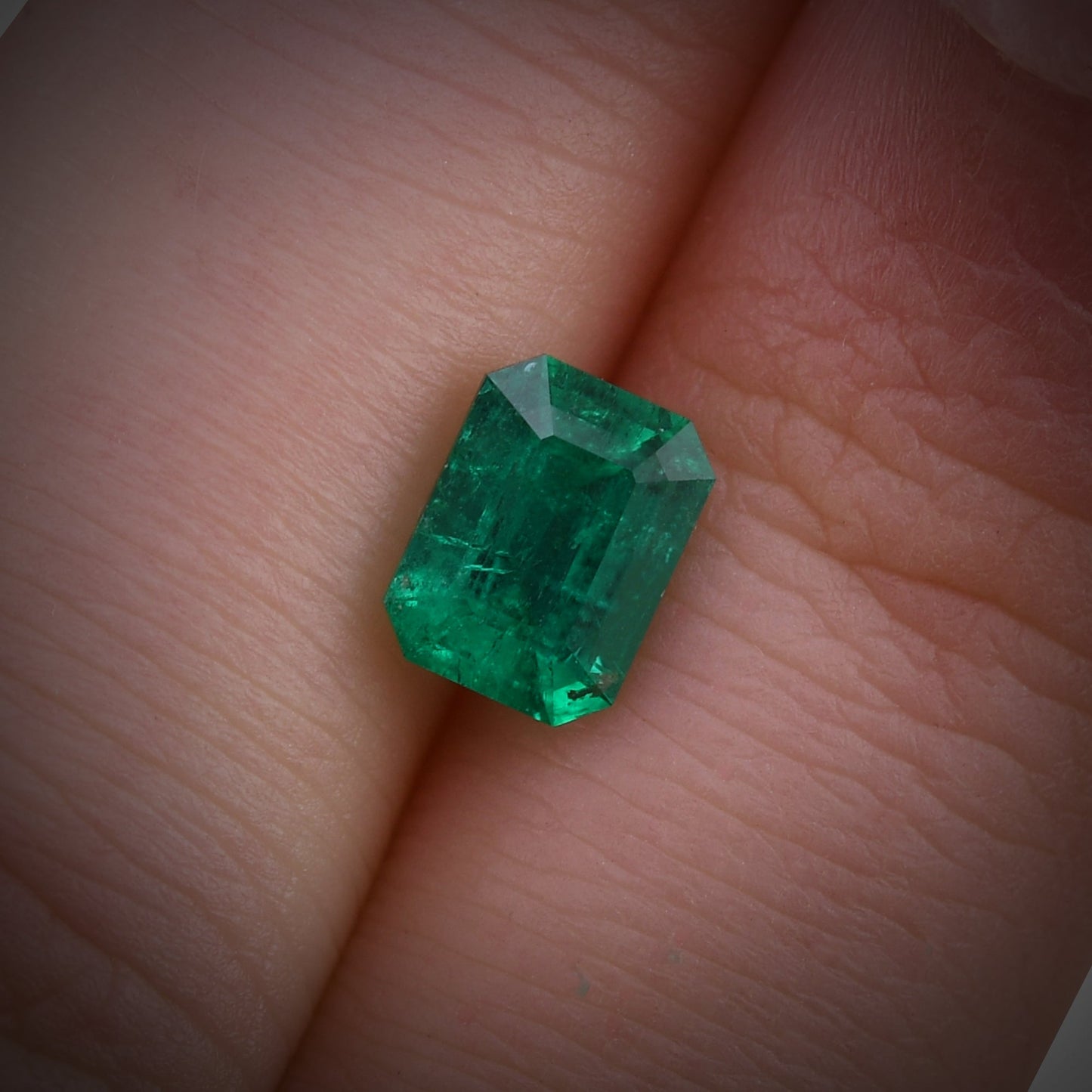 1,06 Karat Grüner kolumbianischer Smaragd, Smaragd-CD und Muzo