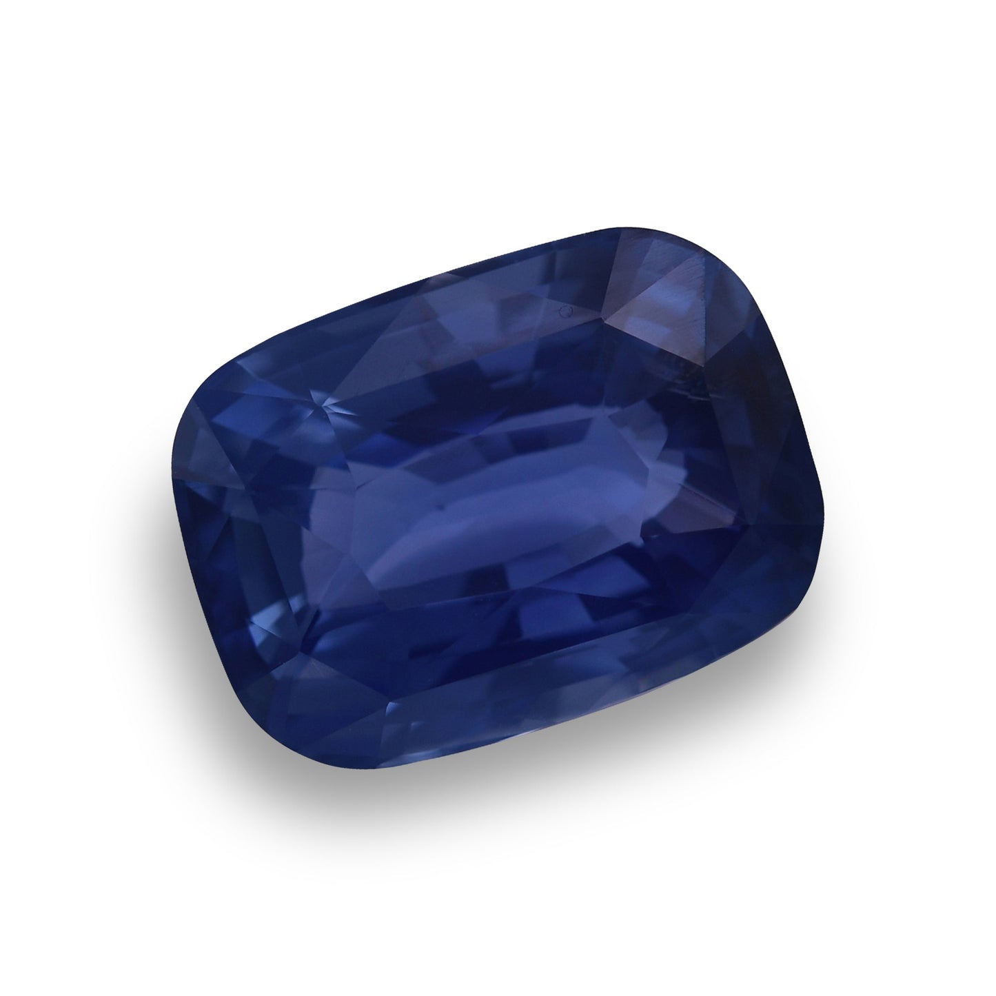9,04 Karat blauer Madagaskar-Saphir im Kissenschliff (AGL)