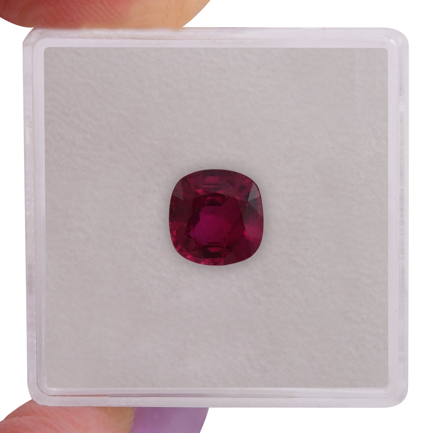 1,60 Karat roter mosambikanischer Kissen-Rubin, GIA