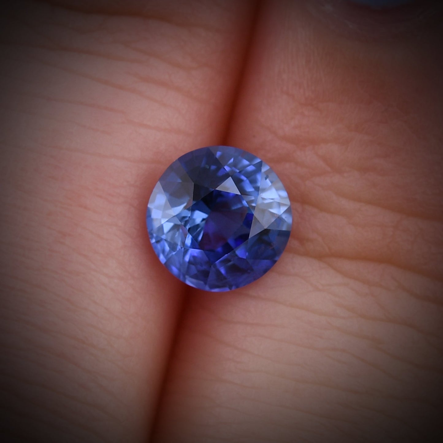1,60 Karat blauer runder Saphir aus Sri Lanka