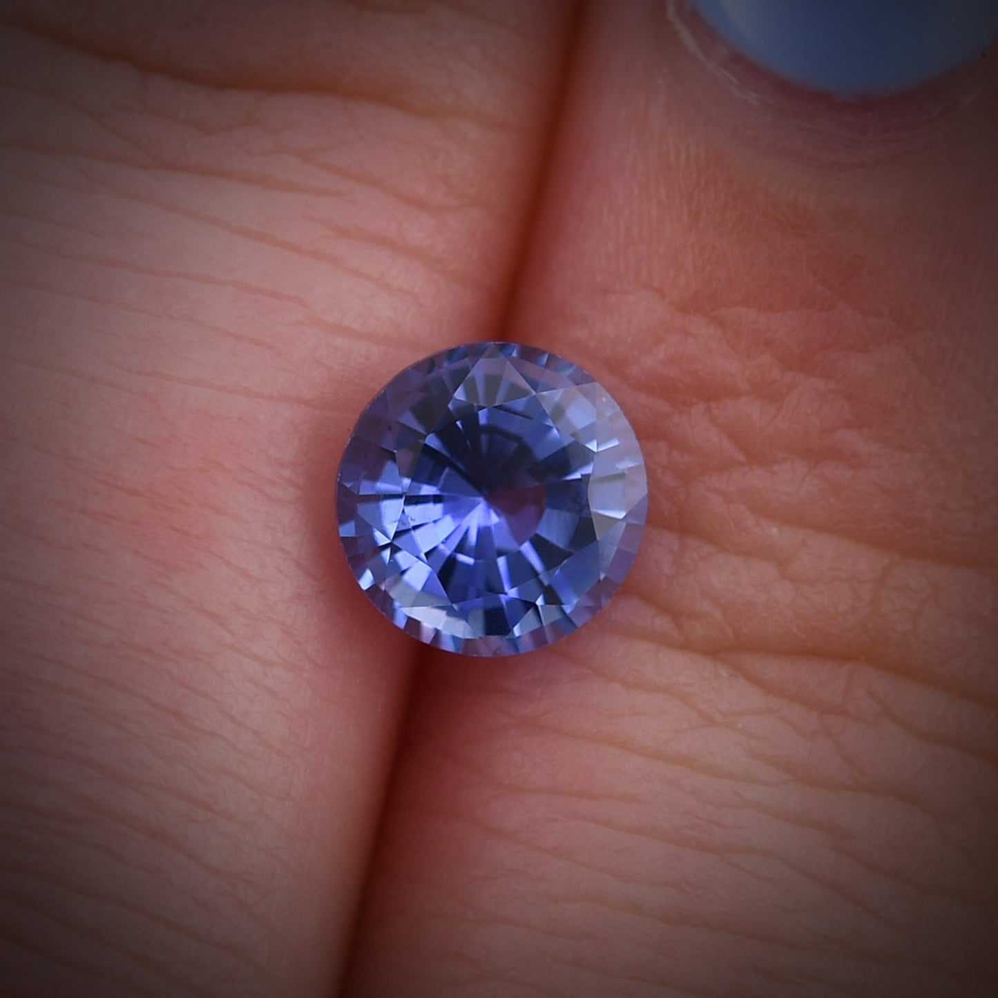 1,49 Karat blauer runder Saphir aus Sri Lanka