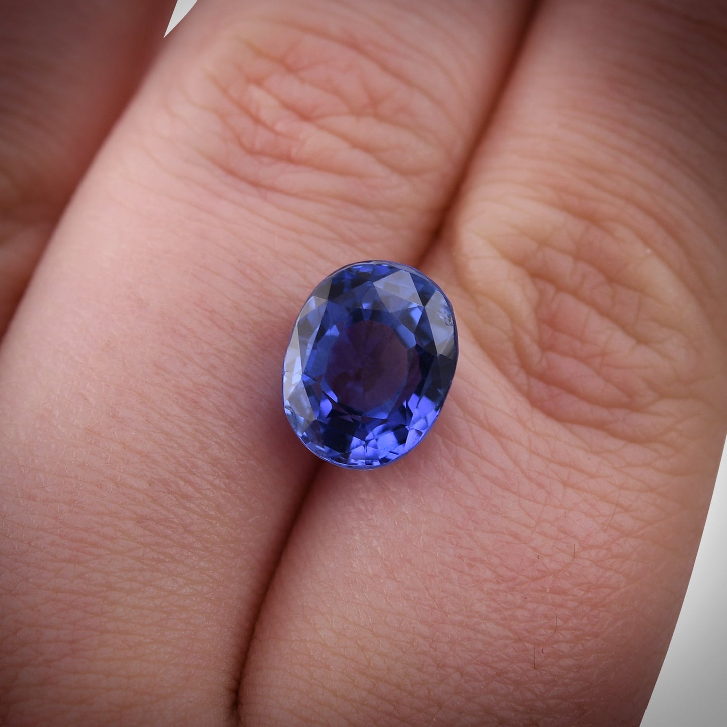 7,18 Karat blauer ovaler Saphir aus Sri Lanka (GIA-geprüft)