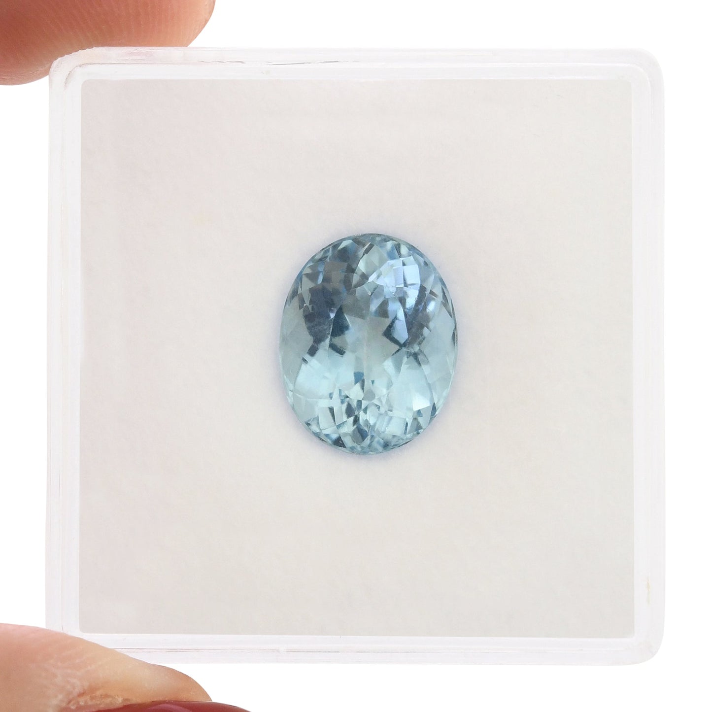 3,02 Karat blauer brasilianischer ovaler Aquamarin