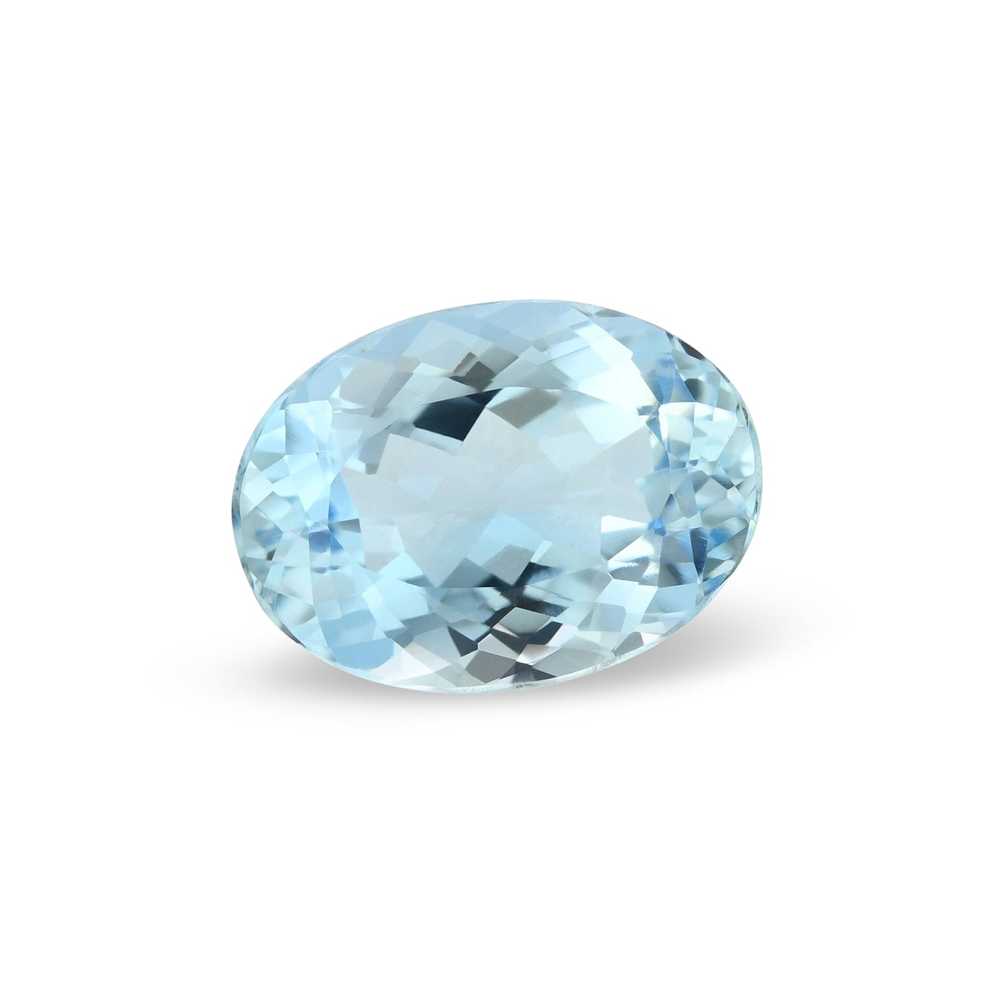 3,91 Karat blauer brasilianischer ovaler Aquamarin