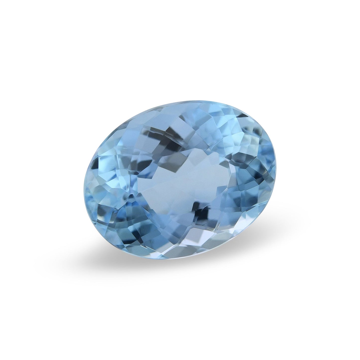 3,77 Karat blauer brasilianischer ovaler Aquamarin