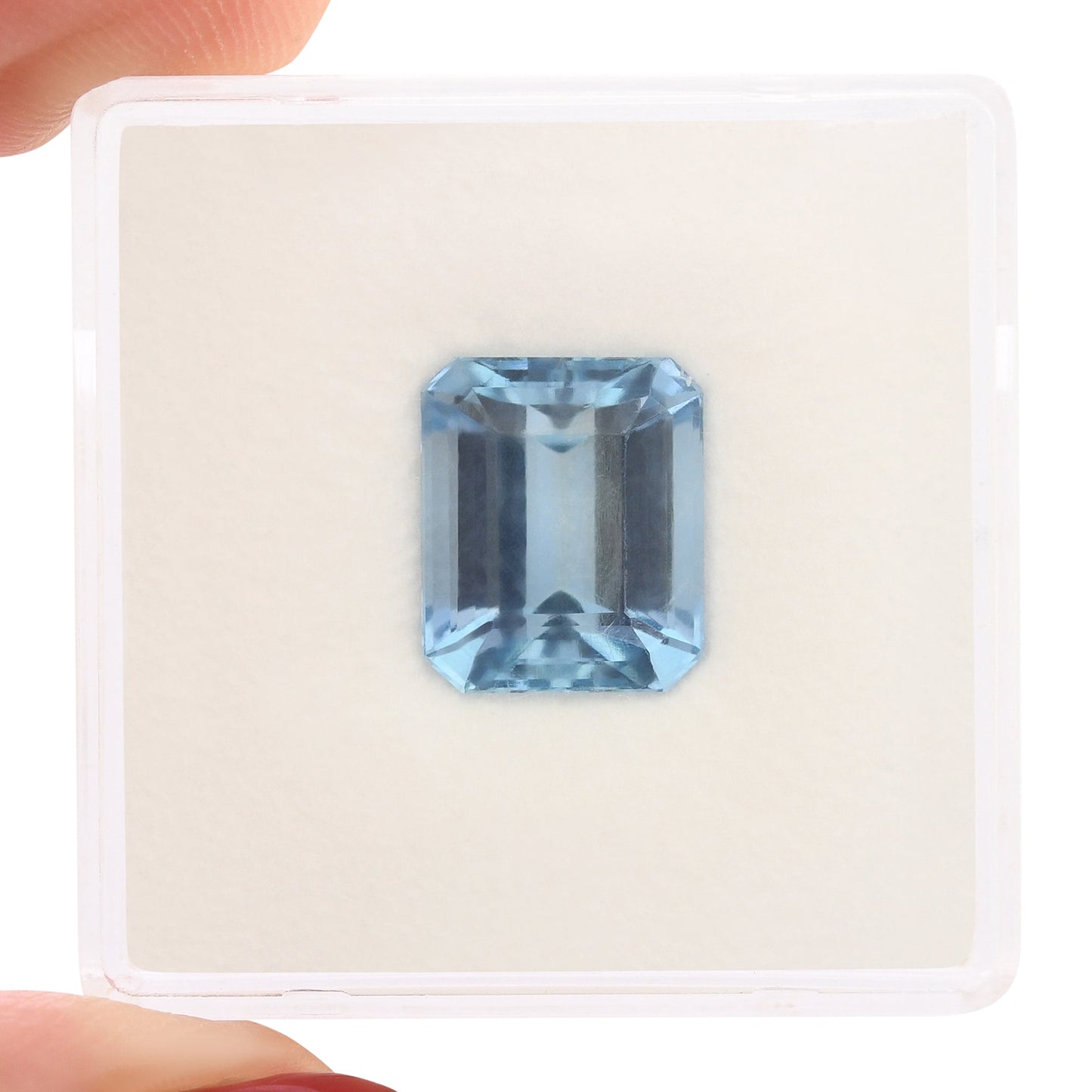 3,40 Karat blauer brasilianischer achteckiger Aquamarin