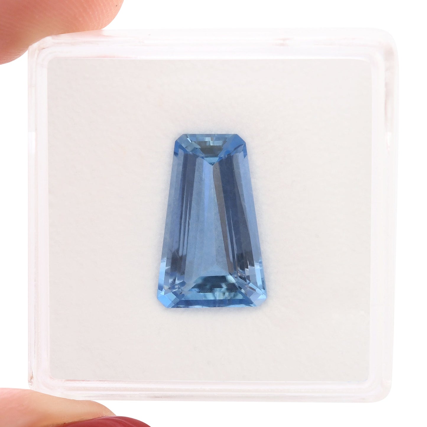 3,33 Karat afrikanischer Baguette-Aquamarin GFCO