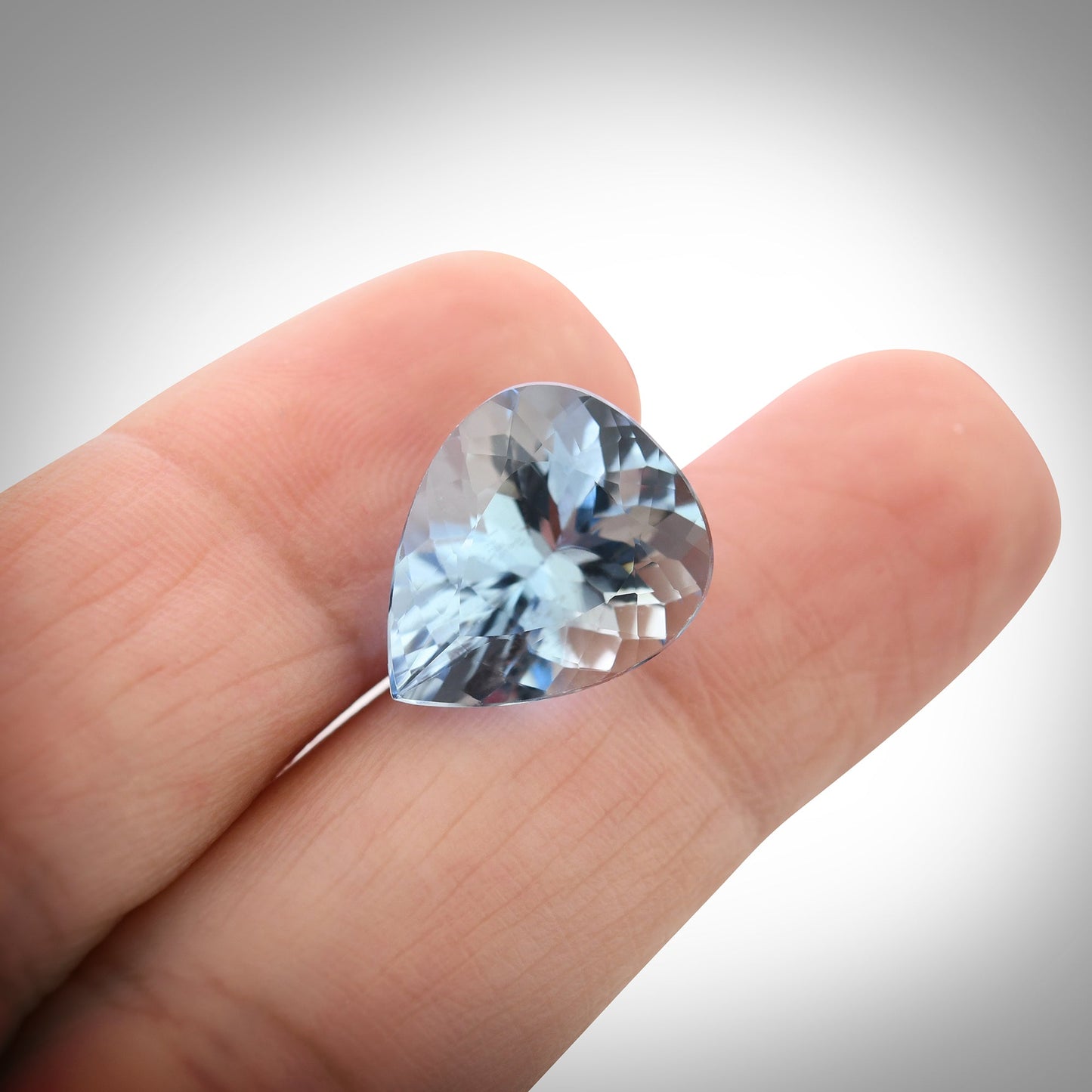 6.69 Carat Blue BRAZILLIAN Pear Aquamarine