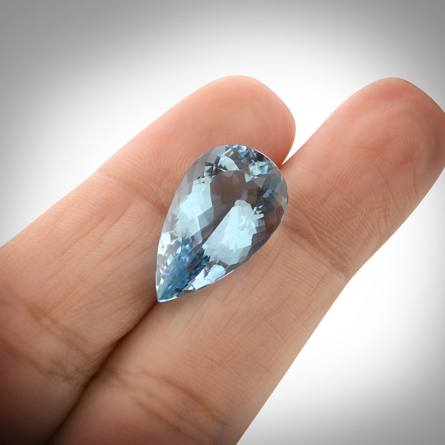 8.61 Carat Blue BRAZILLIAN Pear Aquamarine