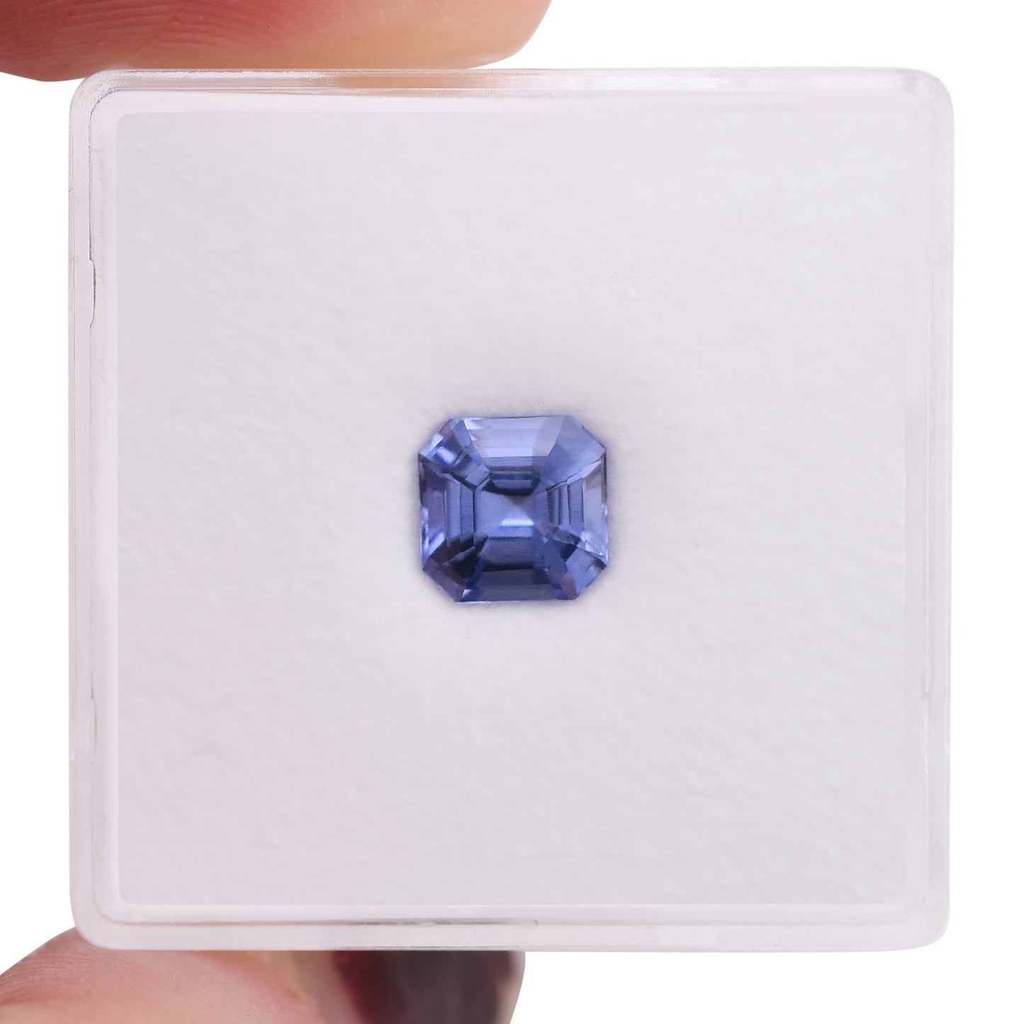 1,24 Karat blauer Smaragd-Saphir aus Sri Lanka