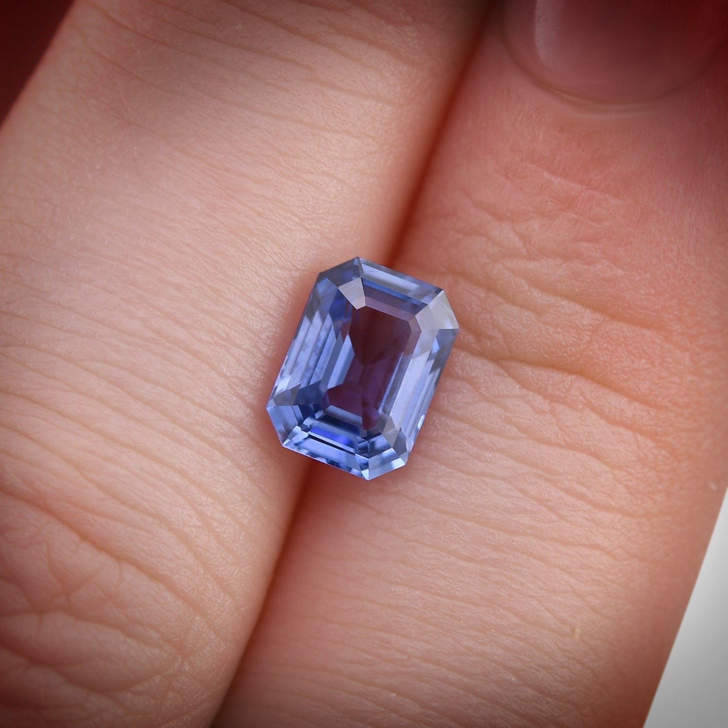 1,84 Karat blauer Smaragd-Saphir aus Sri Lanka