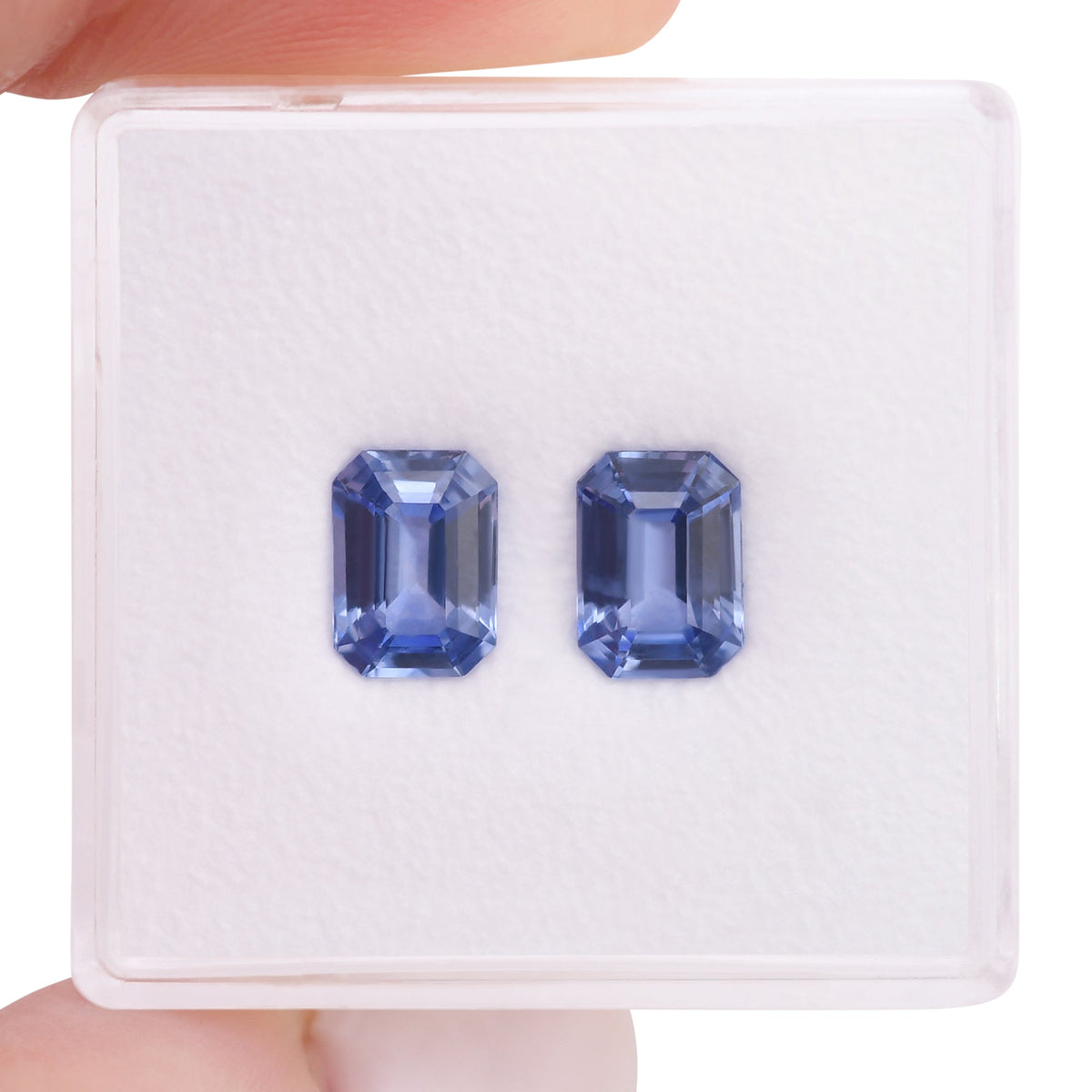 2.11 Carat Blue SRI LANKA Emerald Sapphire