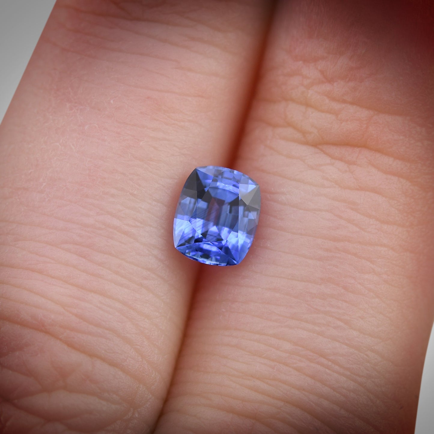 1,34 Karat blauer Kissen-Saphir aus Sri Lanka