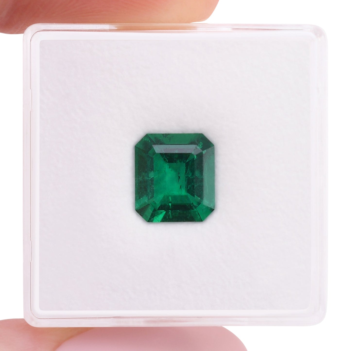 1,65 Karat grüner kolumbianischer Smaragd (MUZO)
