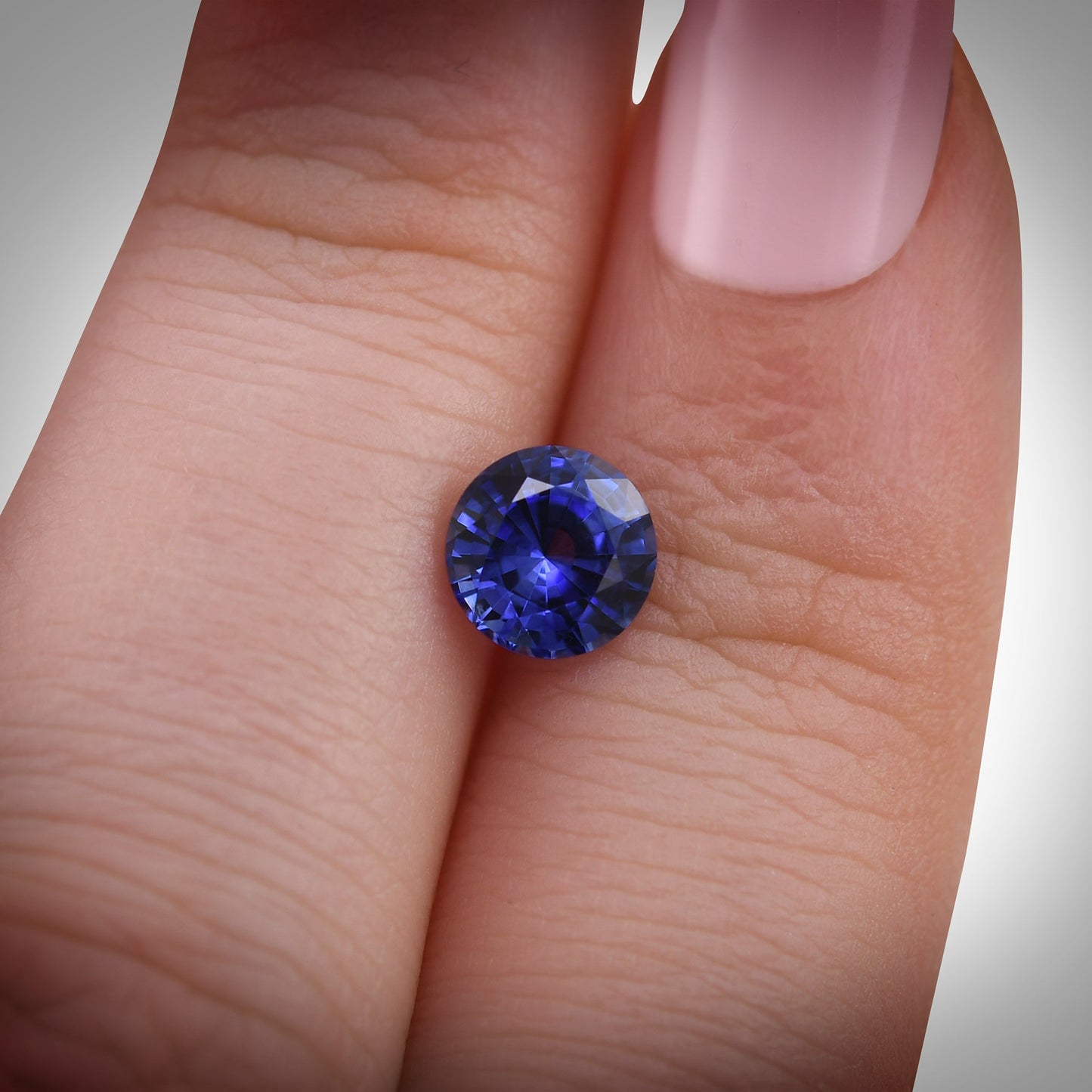 1,30 Karat blauer runder Saphir aus Sri Lanka