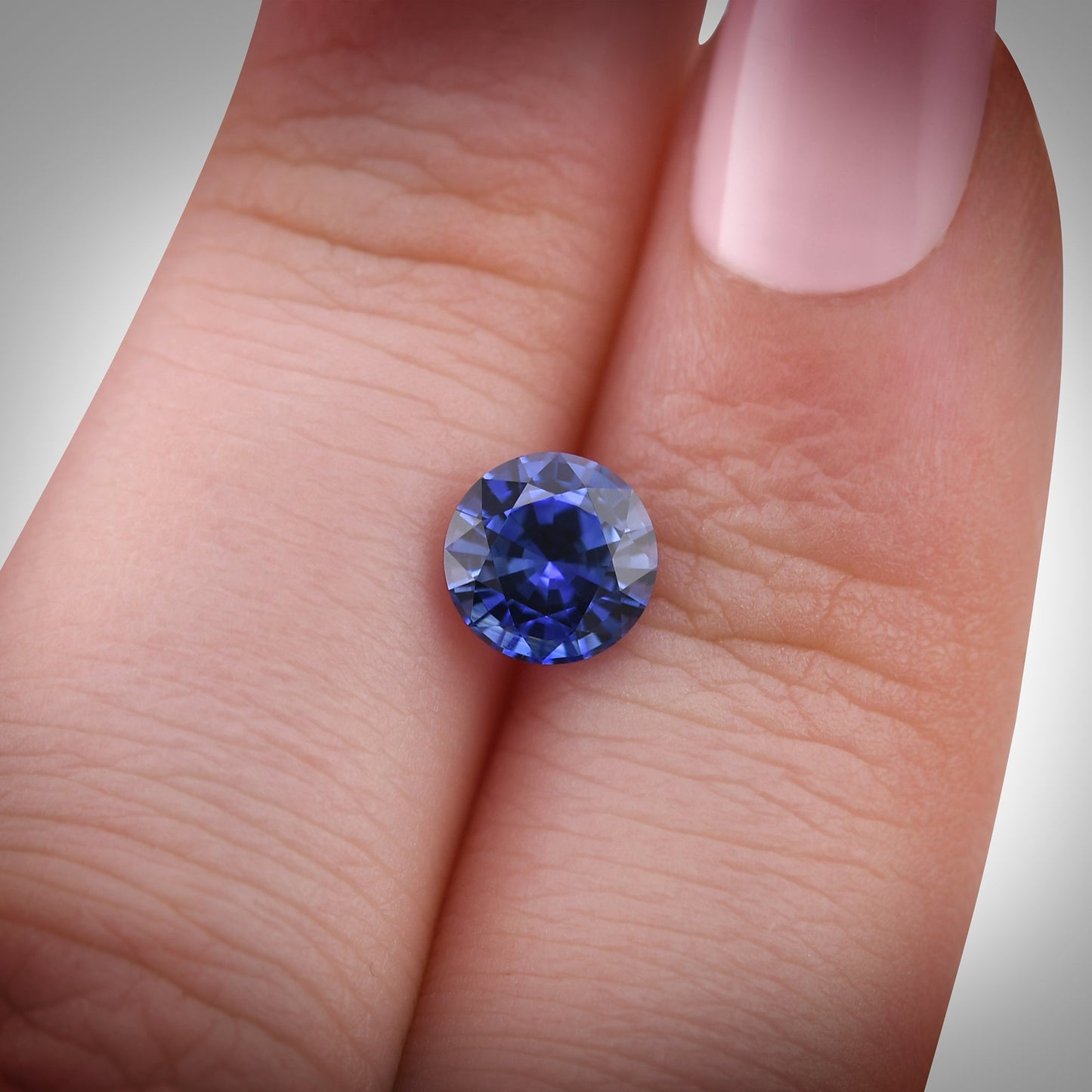 1,40 Karat blauer runder Saphir aus Sri Lanka