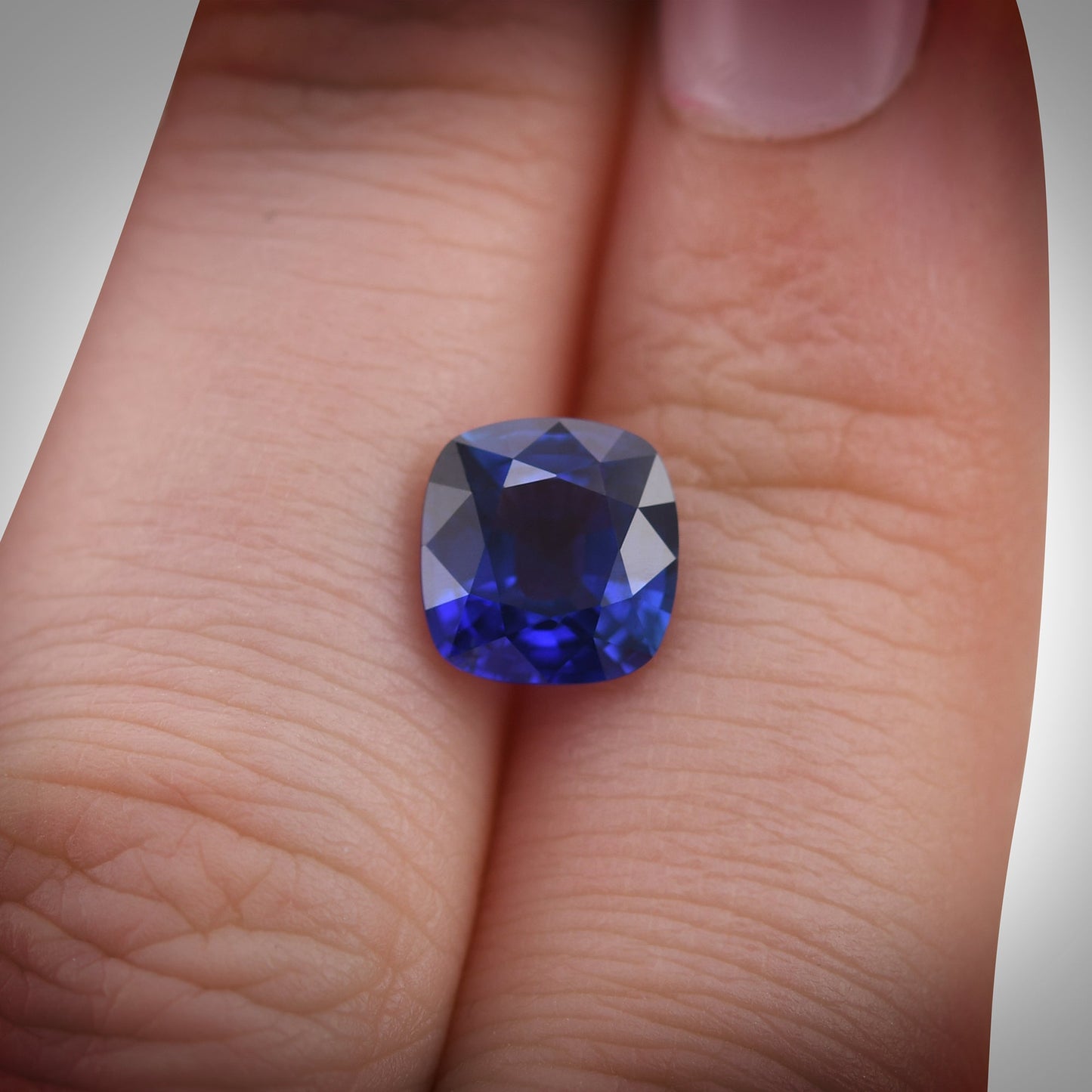 2,68 Karat blauer Kissen-Saphir aus Sri Lanka