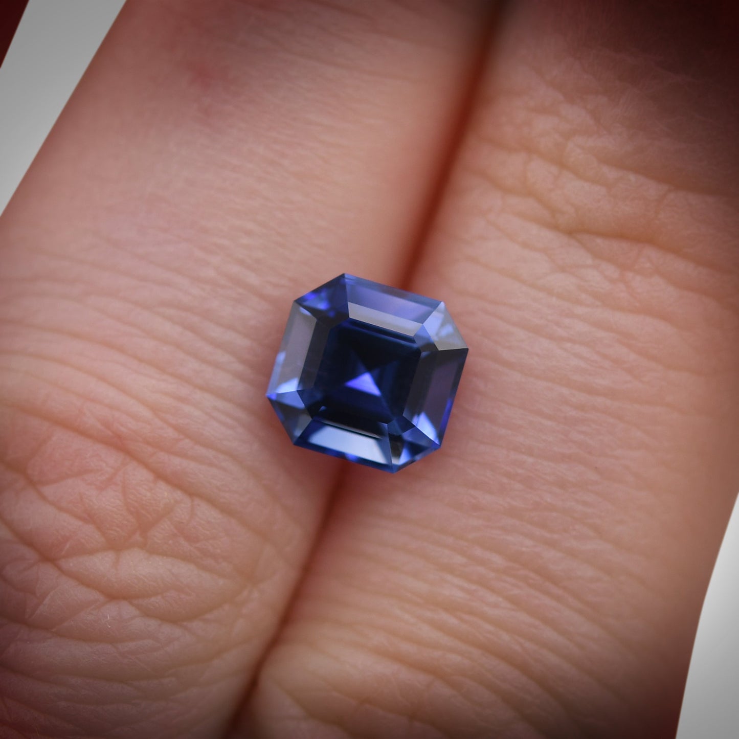 2,31 Karat blauer Asscher-Saphir aus SRI LANK