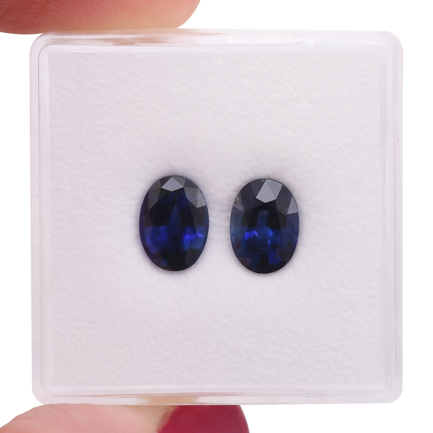 2,45 Karat blauer ovaler Saphir aus Sri Lanka