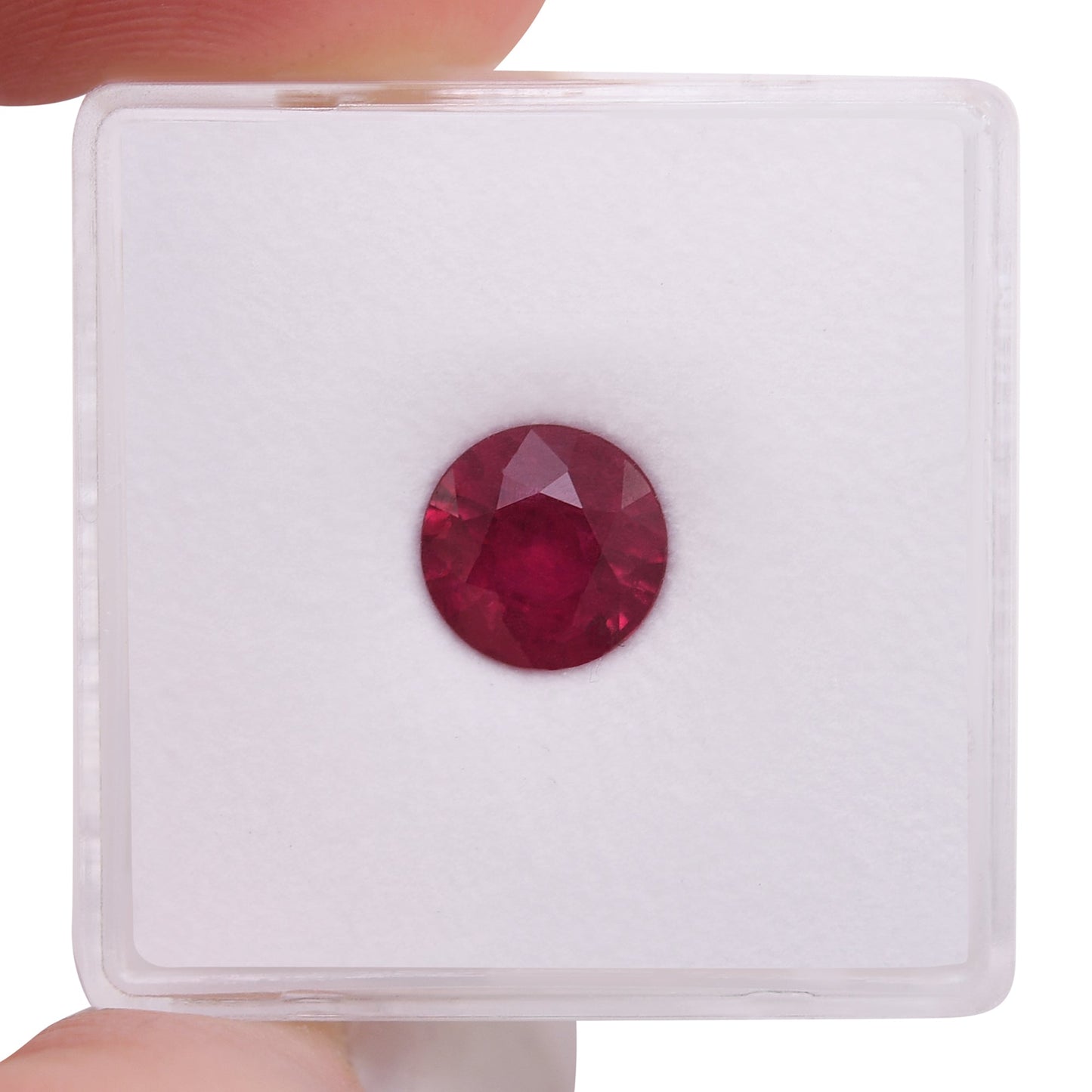 1,81 Karat roter runder Rubin aus Mosambik